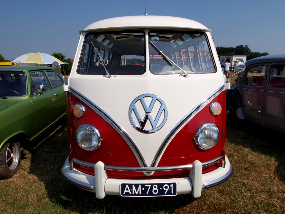1954_Volkswagen_251_pic1