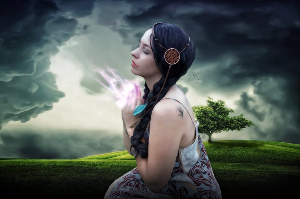 Lady spiritualism pray