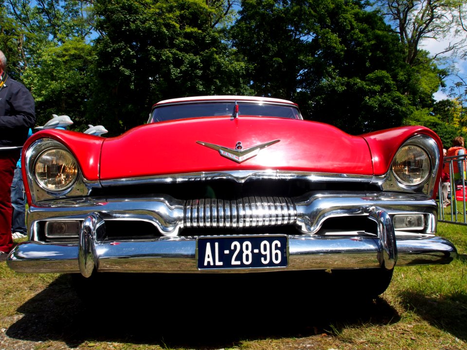 1955_Plymouth_Plaza_pic1