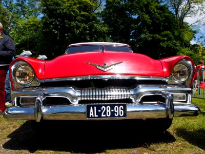 1955_Plymouth_Plaza_pic1