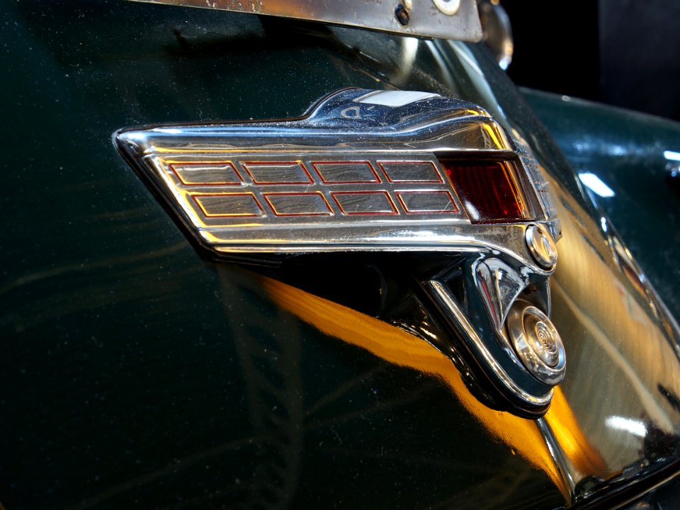 1947_Lincoln_76H_Sedan_pic06