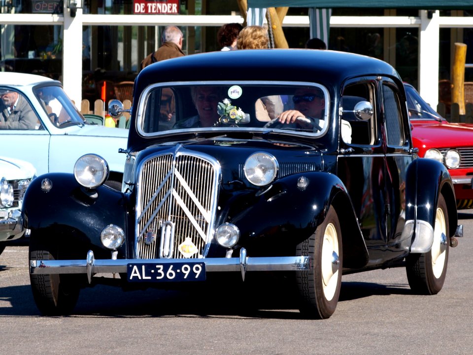 1955_Citroën_11_pic2