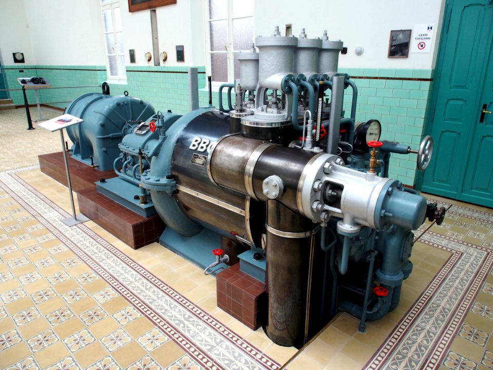 1956_Brown_Boveri_Corporation_(BBC)_Mannheim,_Steam_turbine_at_the_Religiueze_Stoommachine_Ketelhuis_Steyl,_pic3