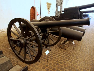 19th_century_Belgian_12cm_cannon_at_the_Royal_Danish_Arsenal_Museum_(Copenhagen),_pic3