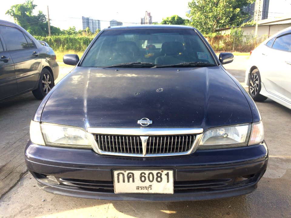 1999-2000_Nissan_Sunny_(B14)_1.6_Super_Saloon_Sedan_(08-06-2018)_05