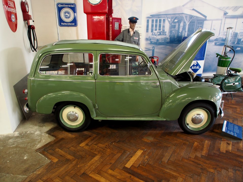 1952_NSU_FIAT_500_C_Belvedere,_570cc_15,5hp_bild_3