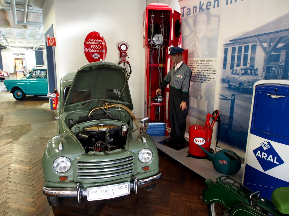 1952_NSU_FIAT_500_C_Belvedere,_570cc_15,5hp_bild_1
