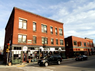2_South_Main_Street,_Uxbridge,_Massachusetts_-_DSC02777