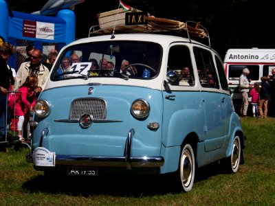1957_FIAT_Multipla_Taxi_pic3