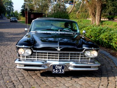 1957_Imperial_South_Hampton_photo-2