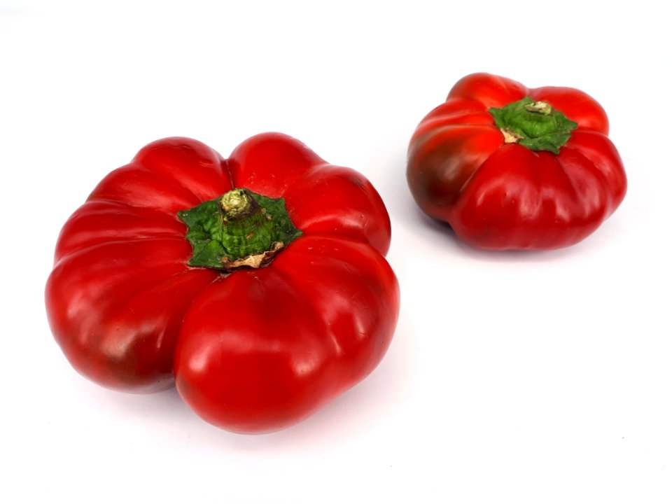 2_x_Flat_red_bell_pepper_2017_C