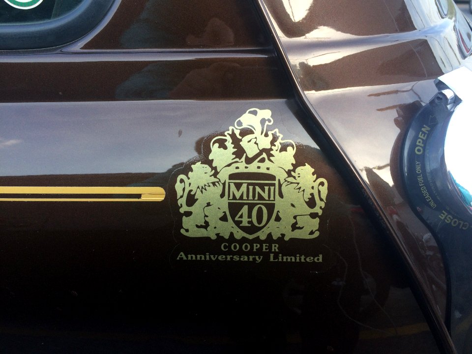 1999_Rover_Mini_Cooper_(ADO20)_1.3i_Mini_40Th._Anniversary_Limited_Edition_Hatchback_(04-01-2018)_08