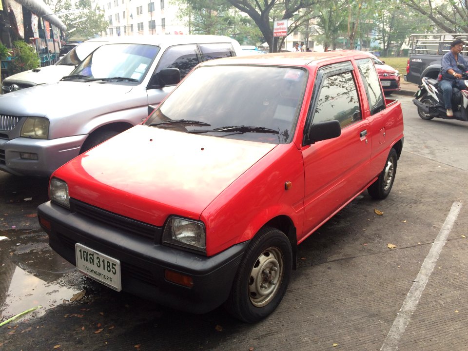 1989-1990_Daihatsu_Mira_(L70)_pickups_(24-02-2018)_02