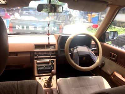 1982-1983_Toyota_Corona_(TT140)_DX_Sedan_(27-07-2018)_03