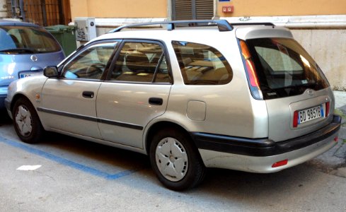 1999_Toyota_Corolla_E110_2.0D_Wagon