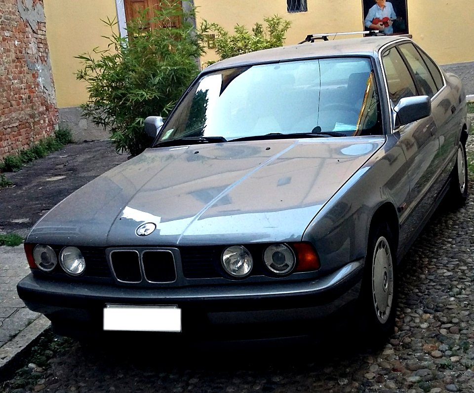 1988-1995_BMW_5_Series_E34