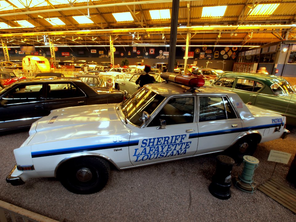 1981_Dodge_Diplomat_police_car,_Sheriff_Lafayette,_Louisiana_pic3