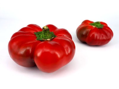 2_x_Flat_red_bell_pepper_2017_D