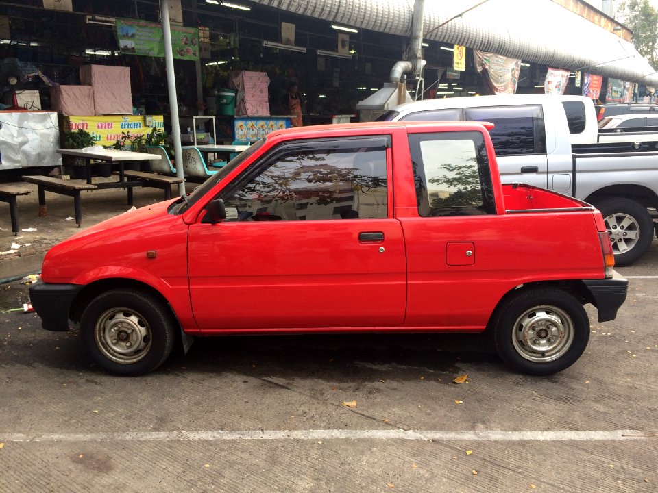 1989-1990_Daihatsu_Mira_(L70)_pickups_(24-02-2018)_04