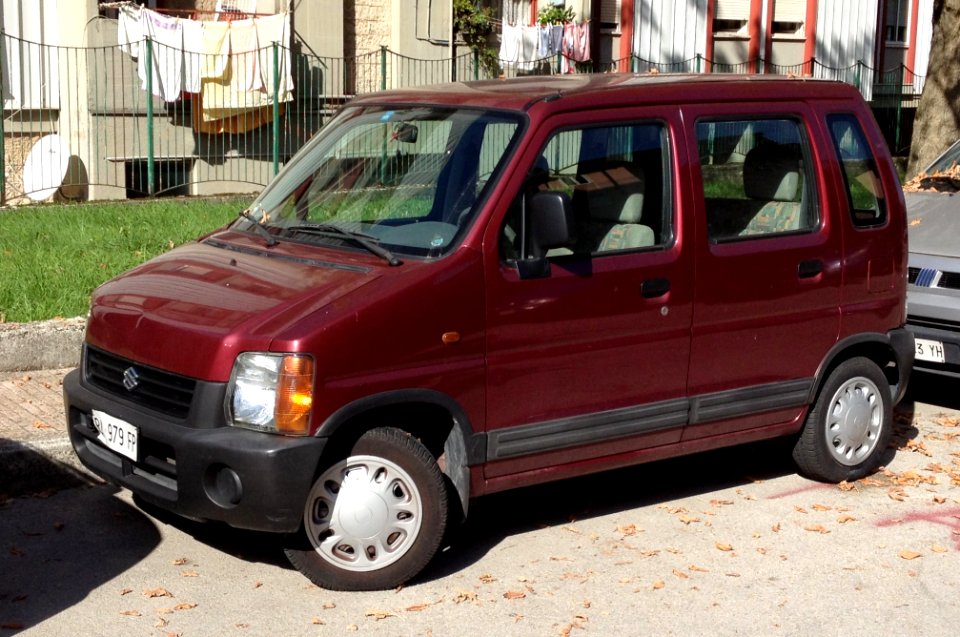 1998_Suzuki_Wagon_R+