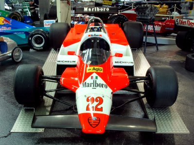1982_Alfa_romeo_182B_pic1
