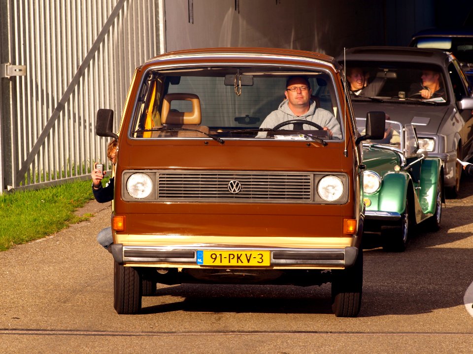 1982_Volkswagen_Vanagon_L