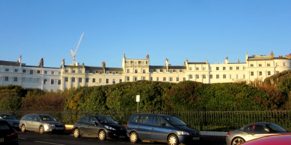 1–14_Lewes_Crescent,_Kemp_Town,_Brighton_(NHLE_Code_1381658)_(December_2016)_(1)