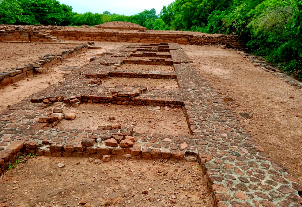 1st_century_BCE_to_3rd_century_CE_Pandavula_Metta,_Korukonda_Buddhist_site,_Kapavaram_Andhra_Pradesh_-_17