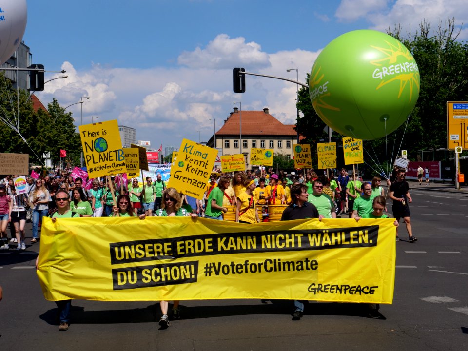 1Europafüralle_demonstration_Berlin_Greenpeace_block_04