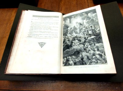 1st_encyclopedia_of_the_world_at_the_Teylers_museum,_photo-2