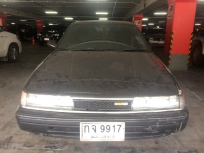 1988-1989_Mazda_626_(GD)_GLX_Sedan_(13-08-2018)_02