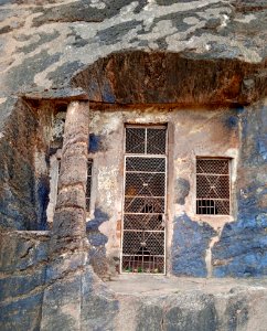 1st_century_BCE_to_3rd_century_CE_Pandavula_Metta,_Korukonda_Buddhist_site,_Kapavaram_Andhra_Pradesh_-_9