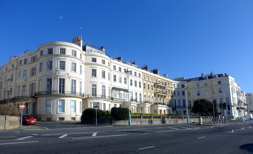 1–9_Eastern_Terrace,_Brighton_(NHLE_Code_1380486)_(February_2014)_(1)