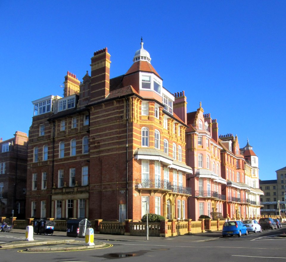 1–4_King's_Gardens,_Hove_(January_2017)_(1)