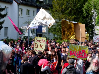 1st_may_demonstration_Grunewald_2019_02