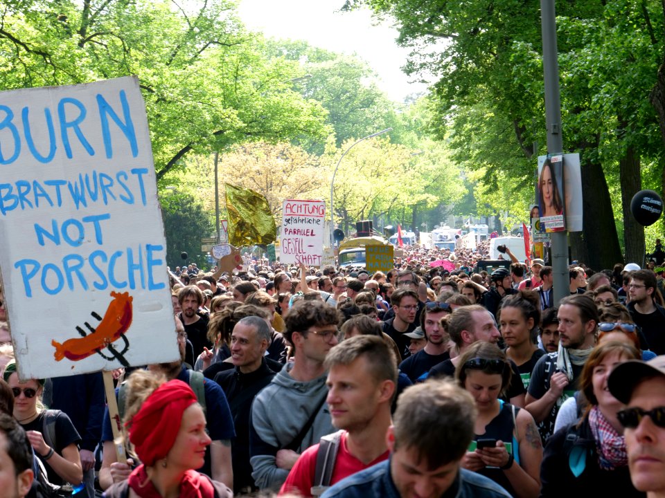 1st_may_demonstration_Grunewald_2019_17