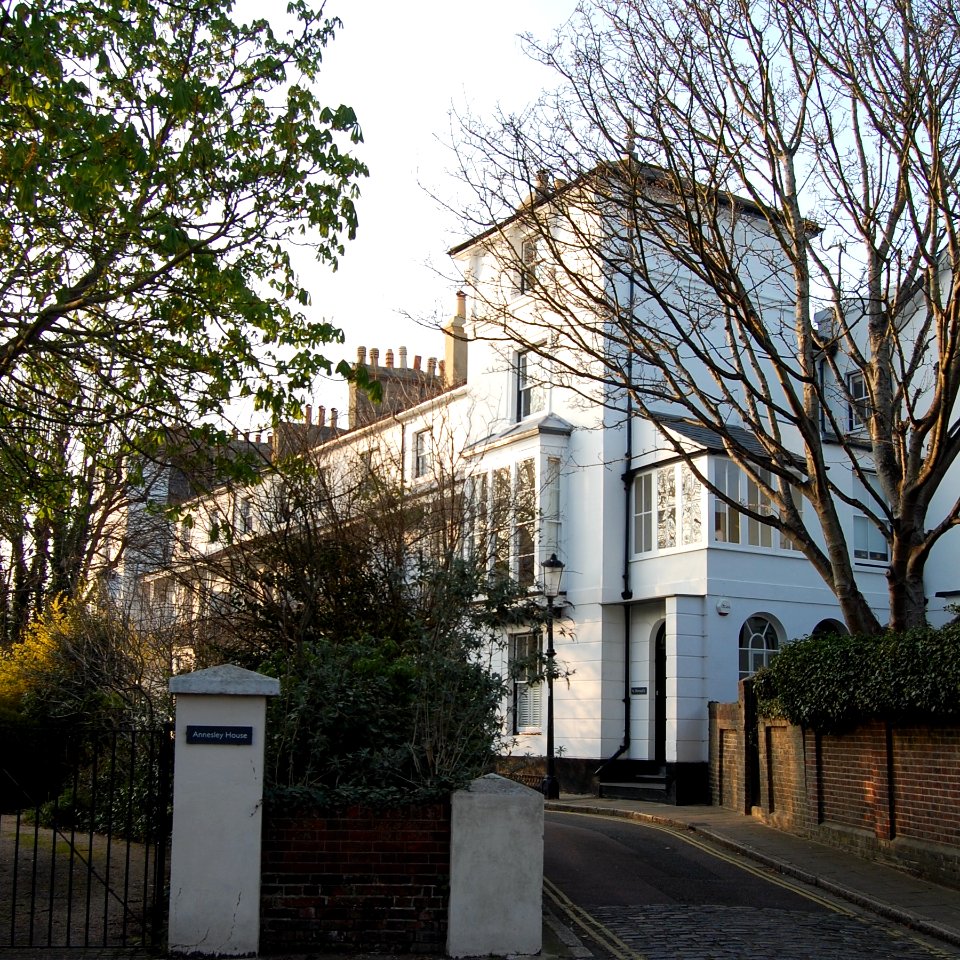 1–6_Sussex_Terrace,_Southsea_(NHLE_Code_1387225)_(March_2019)