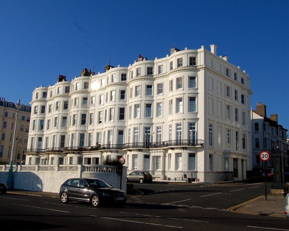 1–6_Clarendon_Terrace,_Kemp_Town,_Brighton_(NHLE_Code_1380402)_(September_2018)_(5)