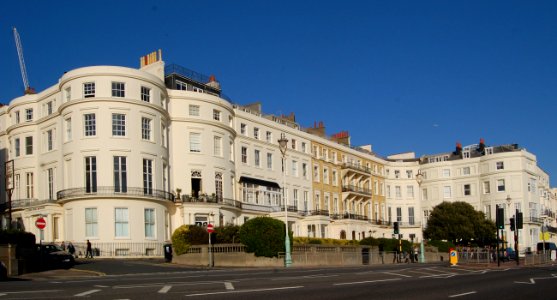 1–9_Eastern_Terrace,_Brighton_(NHLE_Code_1380486)_(September_2018)_(2)