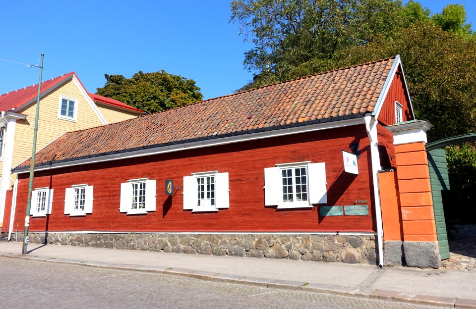 2_&_4_Borgmästaregatan_-_Karlskrona,_Sweden_-_DSC08294
