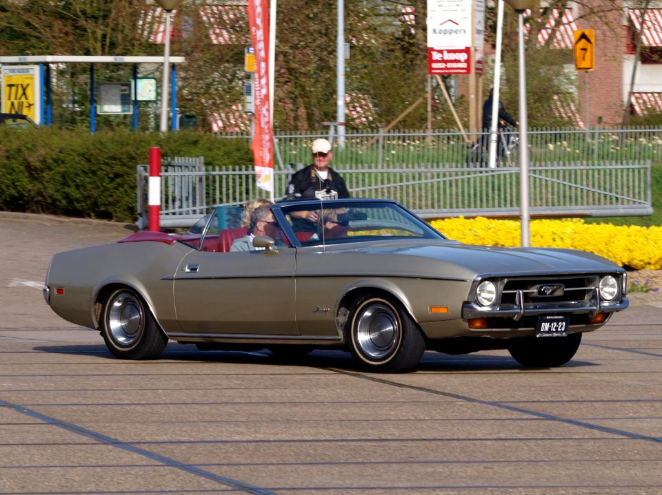 1971_Ford_Mustang_Convertible_pic3