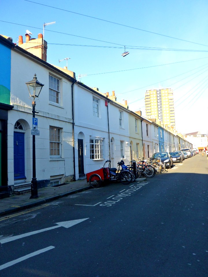 1–27_Tidy_Street,_North_Laine,_Brighton_(January_2014)_(1)