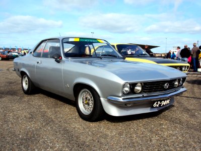 1971_Opel_Manta_pic1