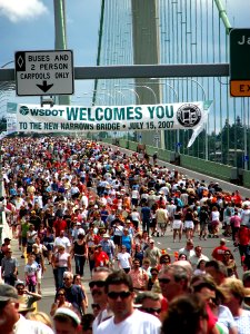 2._New_Tacoma_Narrows_Bridge_opening_celebration._July_15,_2007 photo