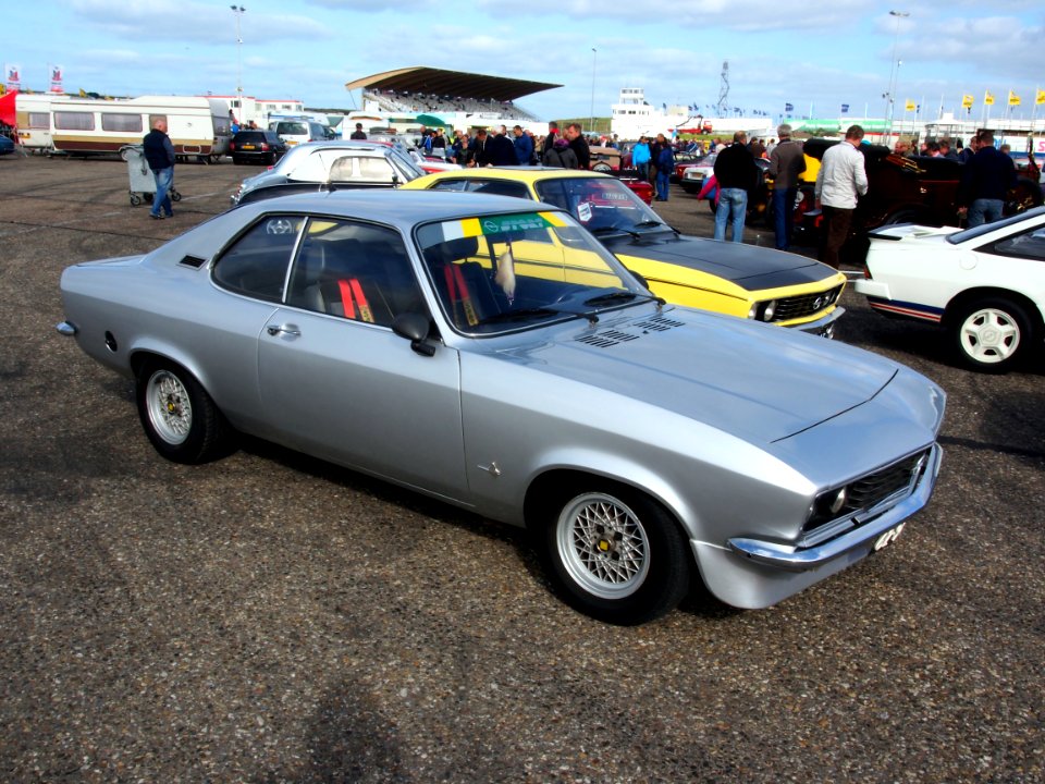 1971_Opel_Manta_pic2