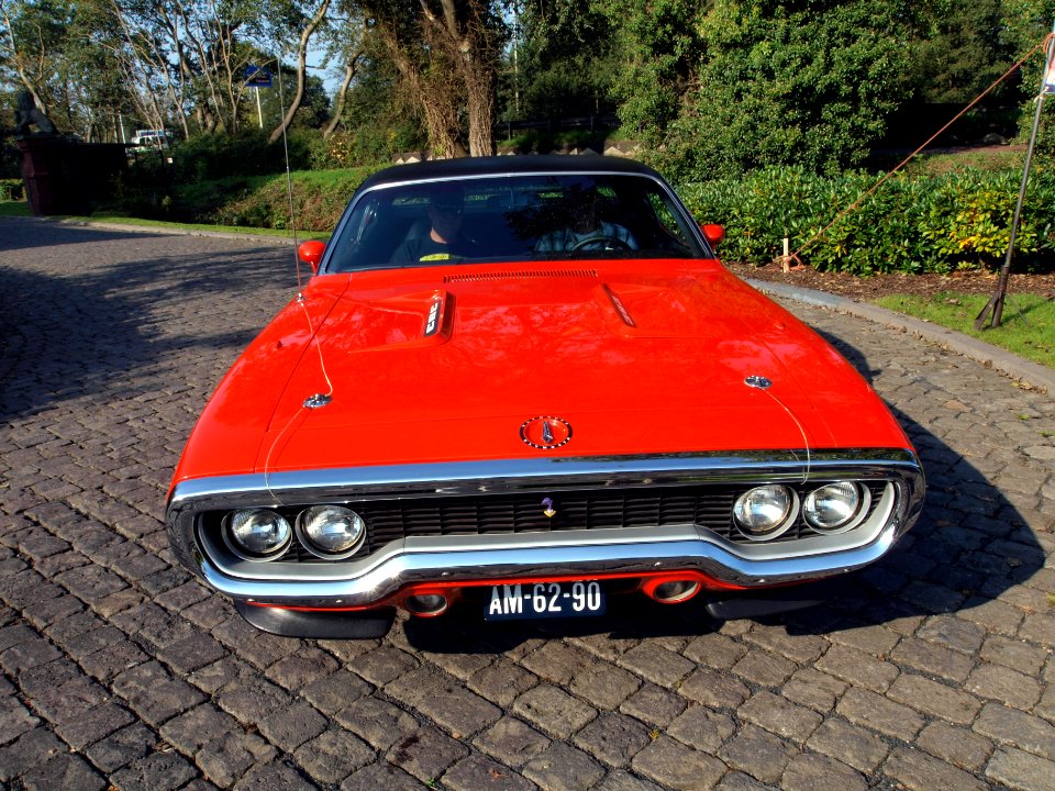 1971_Plymouth_Road_Runner_photo-5