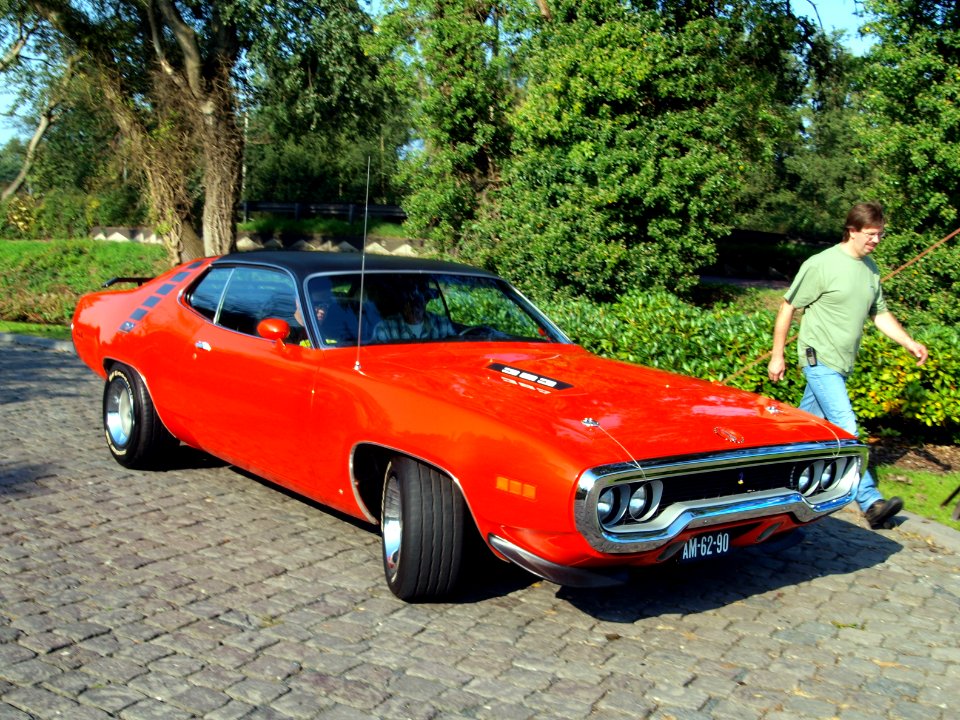 1971_Plymouth_Road_Runner_photo-7