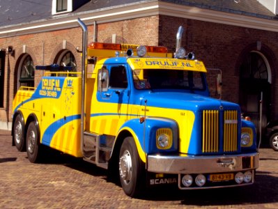 1977_Scania_LS8650S_AKGU_(1977),_Dutch_licence_registration_81-43-VB_pic1