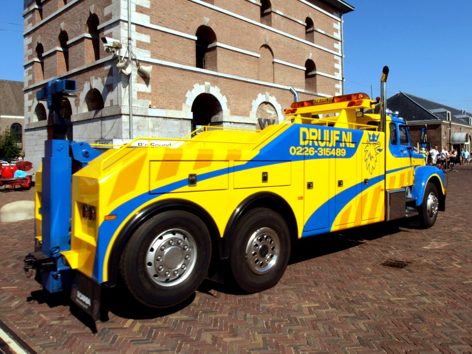 1977_Scania_LS8650S_AKGU_(1977),_Dutch_licence_registration_81-43-VB_pic3