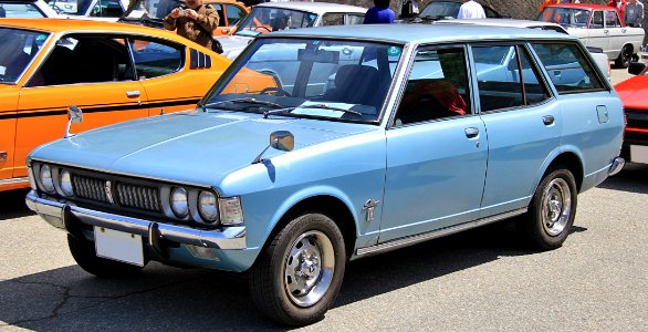 1971_Mitsubishi_Colt_Galant_Estate_V_16L_GL